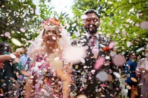 Albury Botanical Gardens wedding using the Deluxe Full Ceremony